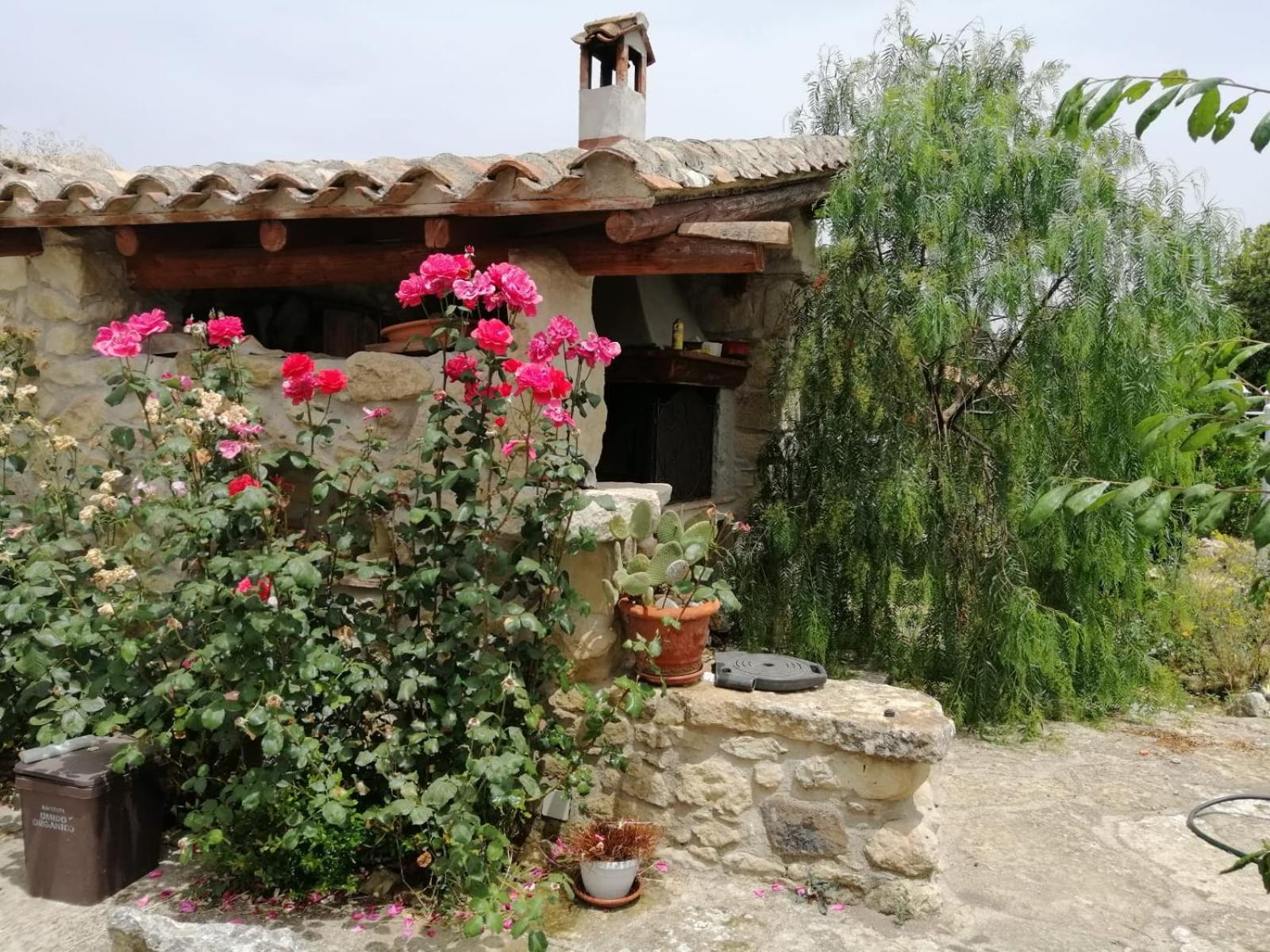 Usellus Casa Di Pietraヴィラ エクステリア 写真