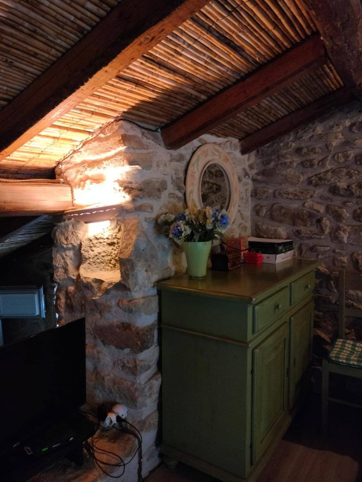 Usellus Casa Di Pietraヴィラ エクステリア 写真