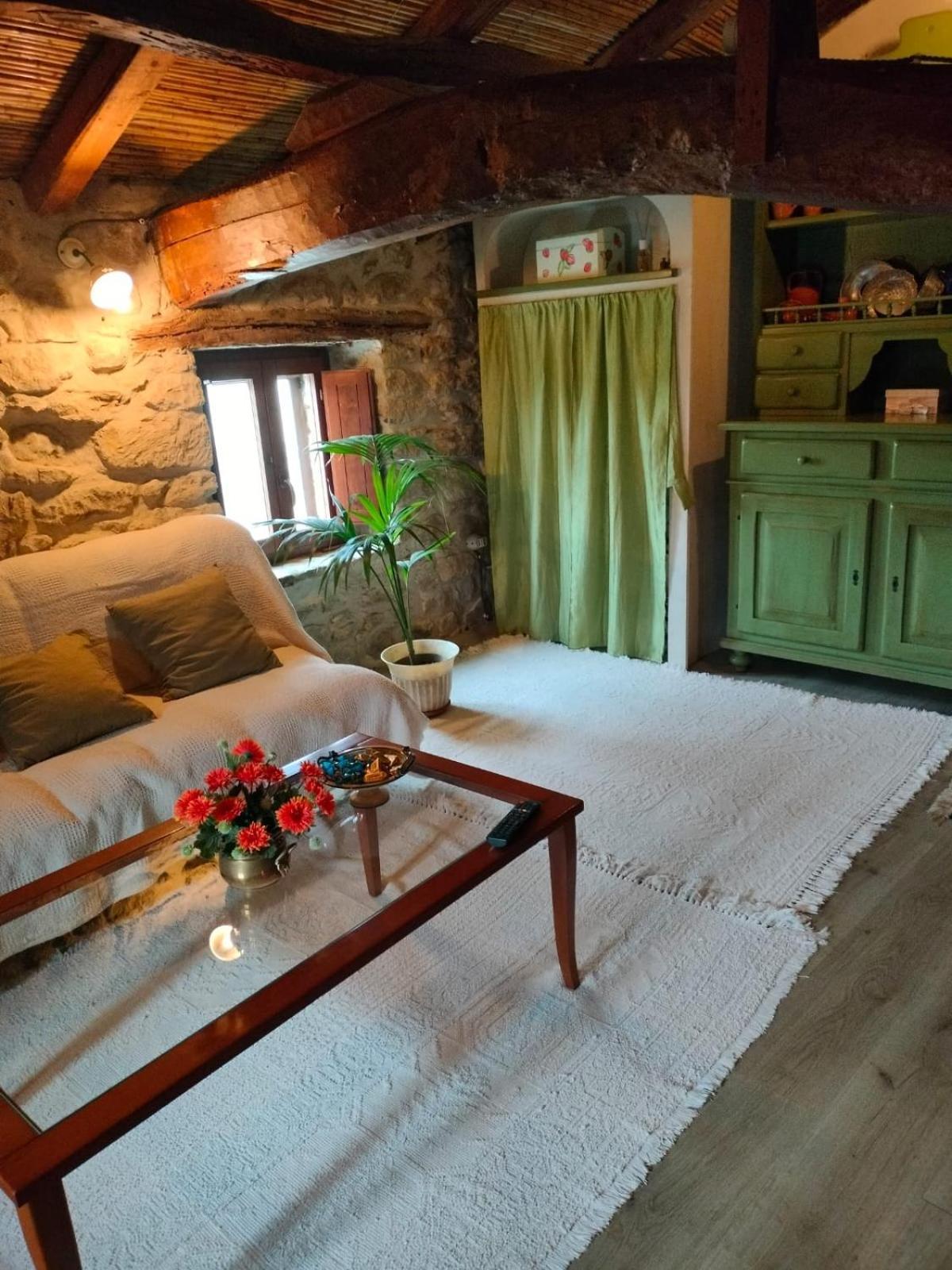 Usellus Casa Di Pietraヴィラ エクステリア 写真